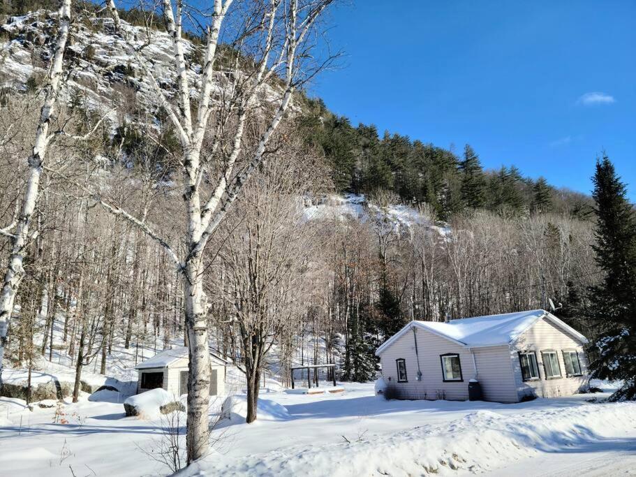 Chalet Falaise By Chalets Nabu Villa Saint-Alexis-des-Monts Kültér fotó